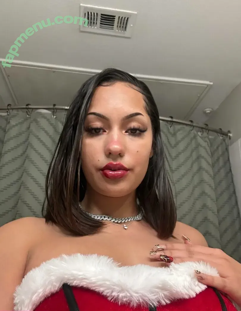 iloveraine nude photo #0029 (QueenRainsParadise / away / rainainparadise / rainasparadise / raineebowfree / sting.rai)