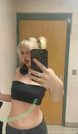 nude photo #0003
