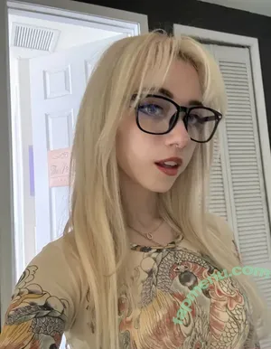 Iluvmeww / iluvmey nude photo #0821