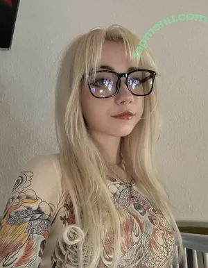 Iluvmeww / iluvmey nude photo #0822