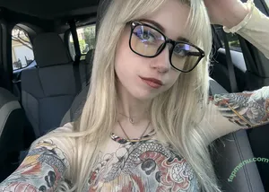 Iluvmeww / iluvmey nude photo #0825