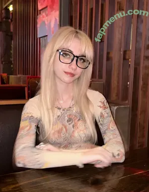 Iluvmeww / iluvmey nude photo #0833