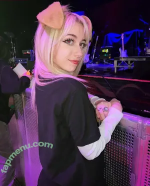 Iluvmeww / iluvmey nude photo #0874