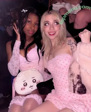 Iluvmeww / iluvmey nude photo #0887