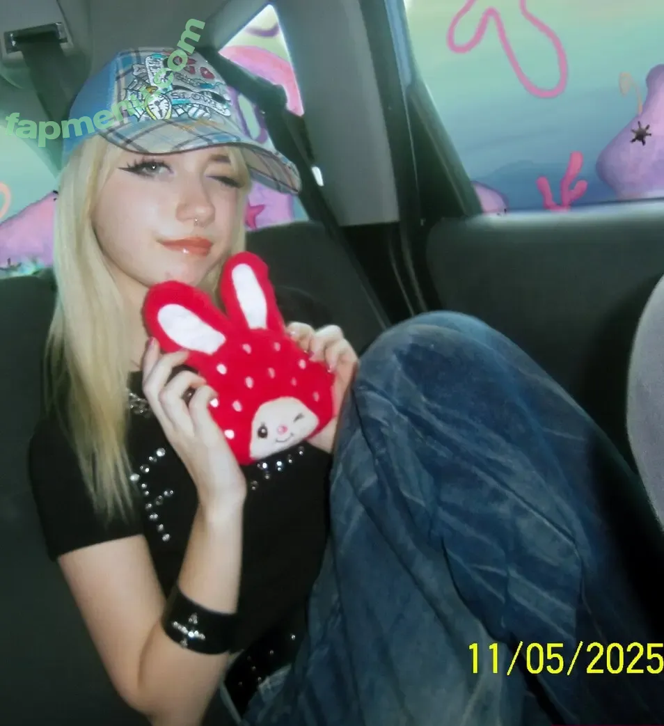 Iluvmeww nude photo #0849 (iluvmey)