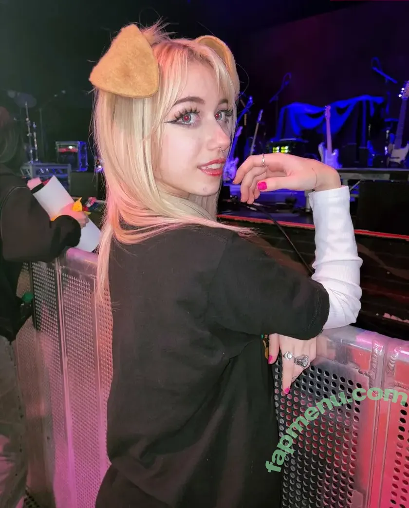 Iluvmeww nude photo #0878 (iluvmey)