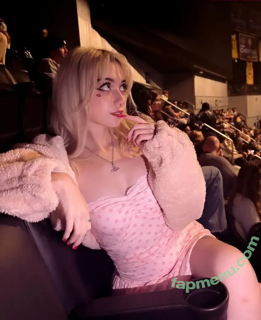 Iluvmeww nude photo #0886 (iluvmey)