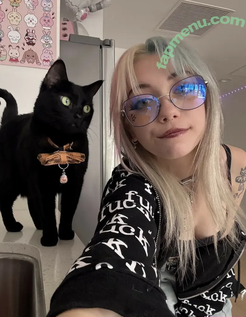 Iluvmeww nude photo #0930 (iluvmey)