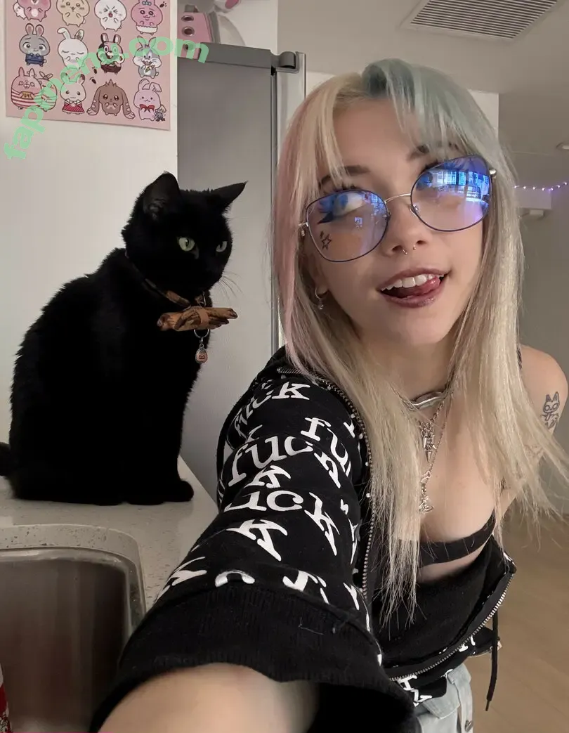 Iluvmeww nude photo #0932 (iluvmey)