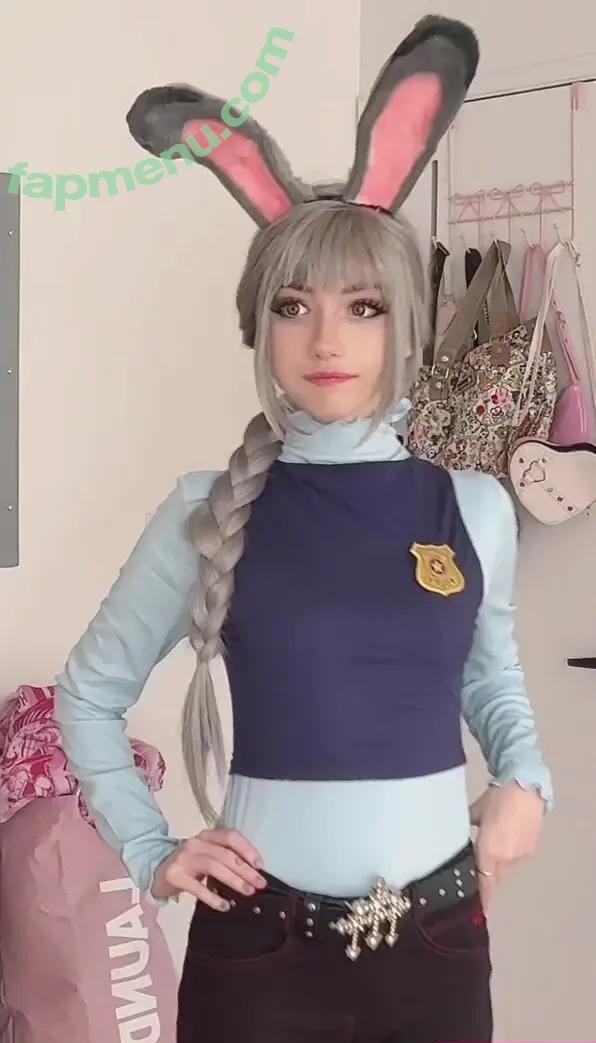 Iluvmeww nude photo #0988 (iluvmey)