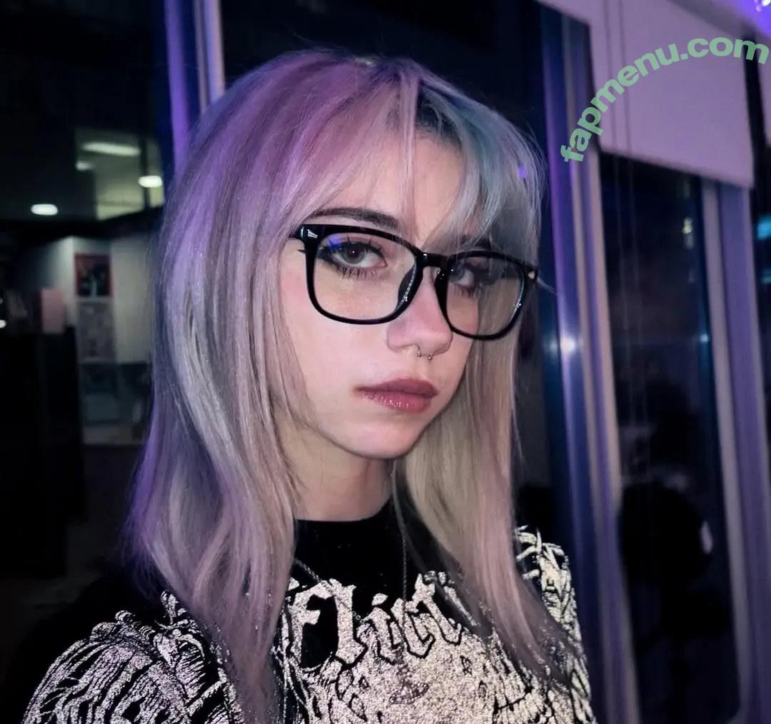 Iluvmeww nude photo #0995 (iluvmey)