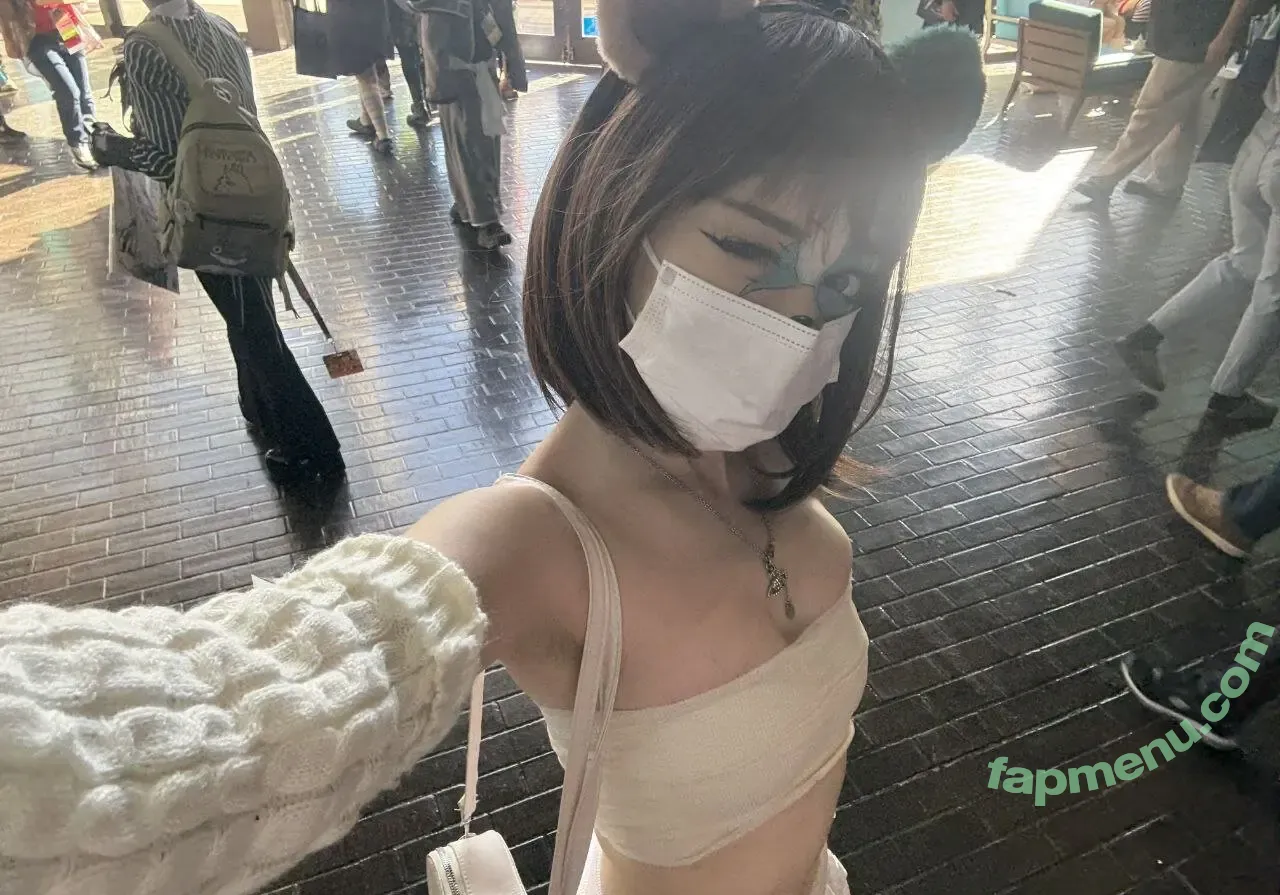 Iluvmeww nude photo #1019 (iluvmey)