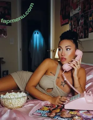  nude photo #0005