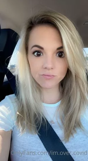 im.over.covid / imovercovid / maylee.covid nude photo #0002