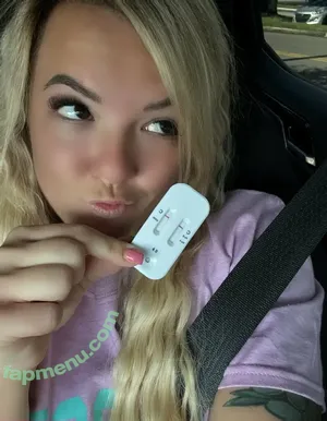 im.over.covid / imovercovid / maylee.covid nude photo #0391