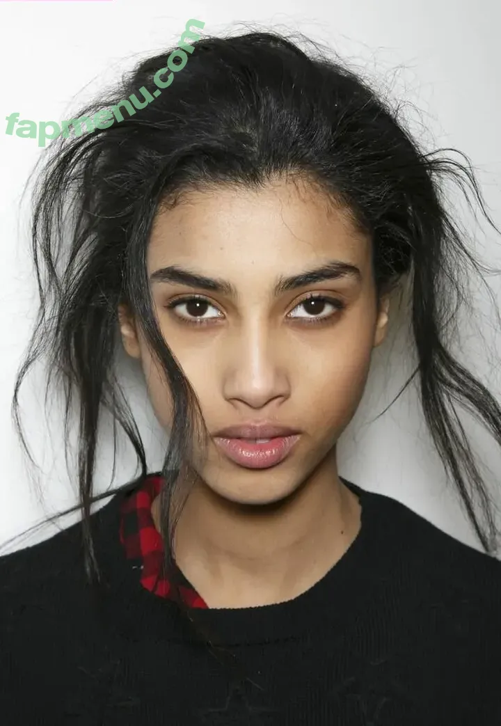 Imaan Hammam nude photo #0039 (imaanhammam)