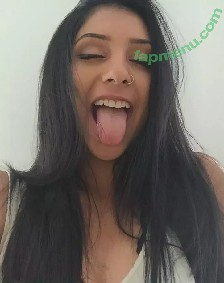 Iman Moosa nude photo #0029 (_i_moosaigshid)