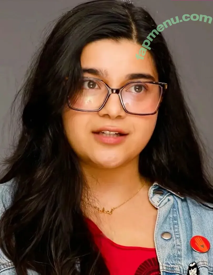 Iman Vellani nude photo #0240 (iman_vellani / imanvellaniactress)