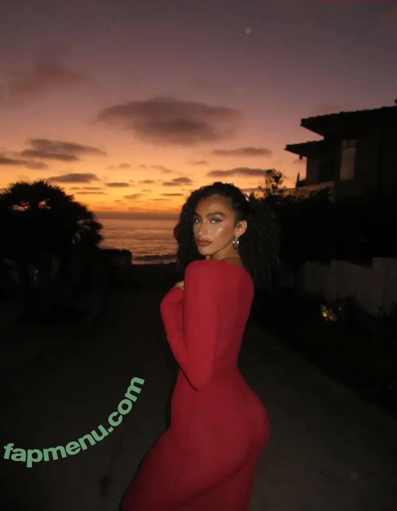 Imangharram nude photo #0001 (arabianprincessx / imang)