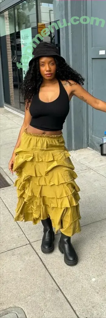 Imani Hakim nude photo #0023 (imanihakim)