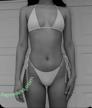 Imhaleyalvarez / Gorlgamer / Haleyalvarezz / Haleyrennea / imhaleyalvarezz nude photo #0004
