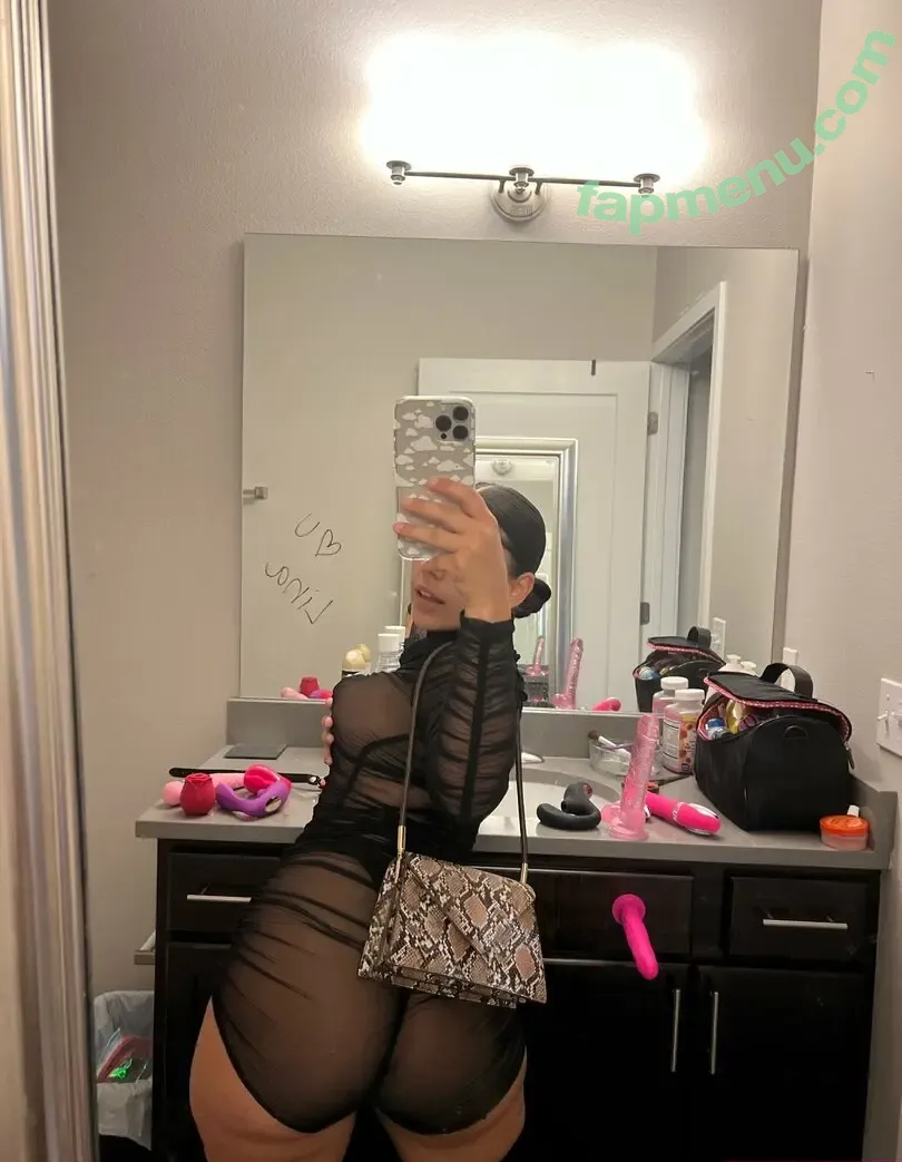 imlinabina nude photo #0019 (imlinabina)
