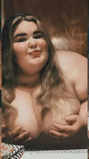 imlivbby / imvibby nude photo #0001