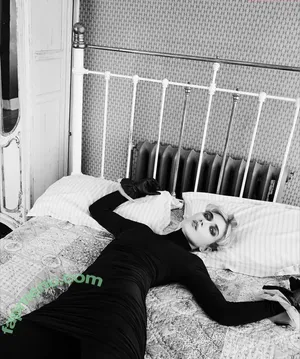 Imogen Poots / impoots nude photo #0095