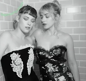 Imogen Poots / impoots nude photo #0133