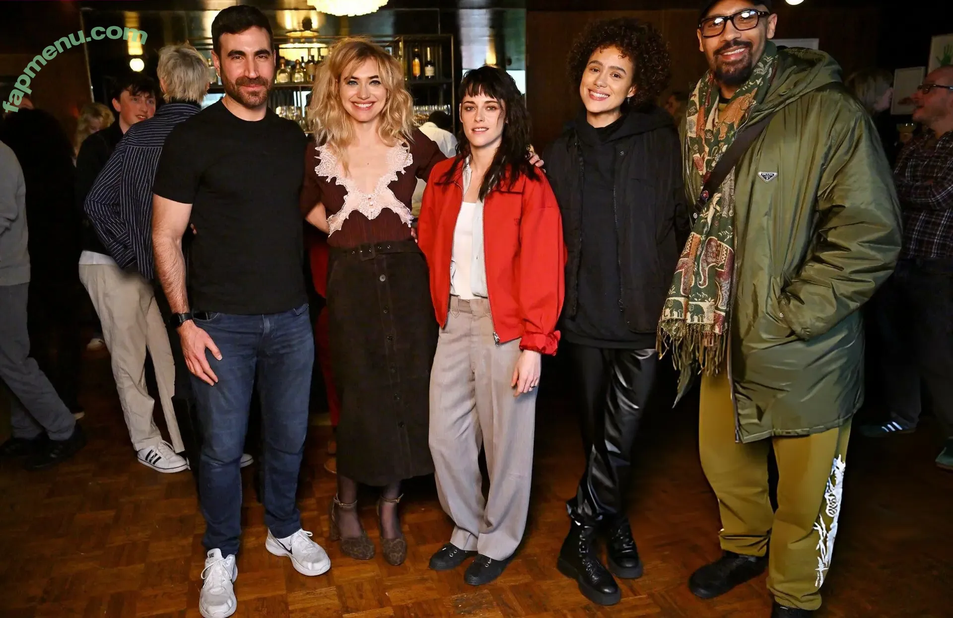 Imogen Poots nude photo #0121 (ImogenPootsActress / ImogenPoots_ / impoots)