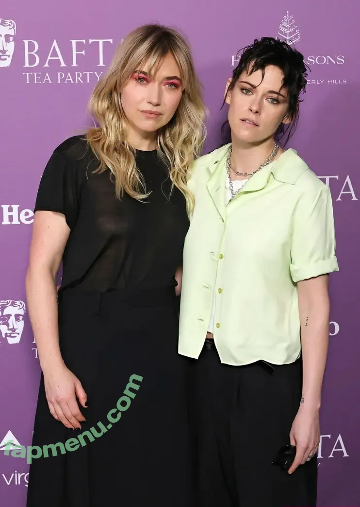 Imogen Poots nude photo #0187 (ImogenPootsActress / ImogenPoots_ / impoots)