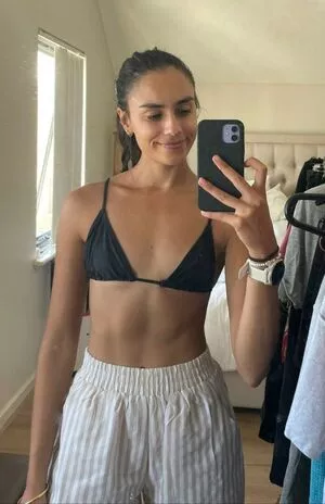 Imogen Russell / imogen.russell nude photo #0122