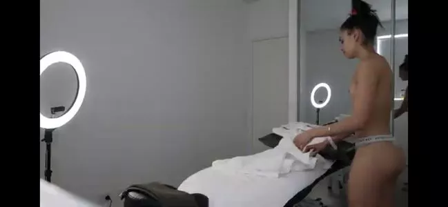 Imogen Russell / imogen.russell nude photo #0259