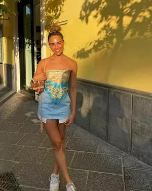 Imogen Russell / imogen.russell nude photo #0277