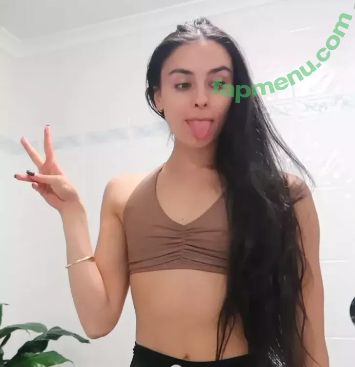 Imogen Russell nude photo #0004 (imogen.russell)