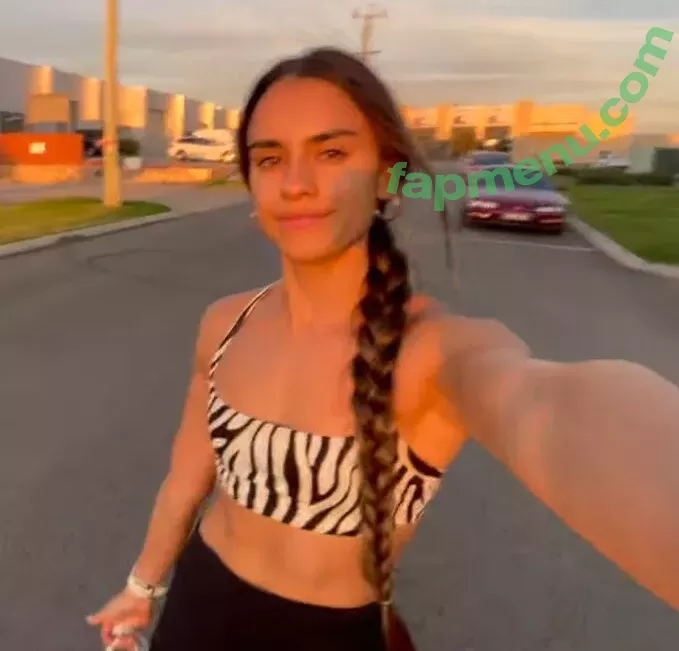 Imogen Russell nude photo #0291 (imogen.russell)