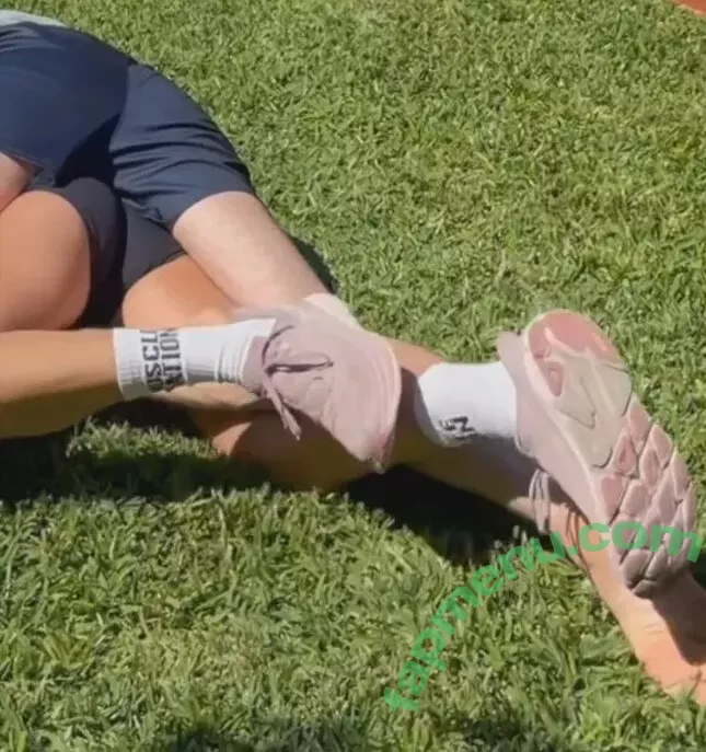 Imogen Russell nude photo #0341 (imogen.russell)