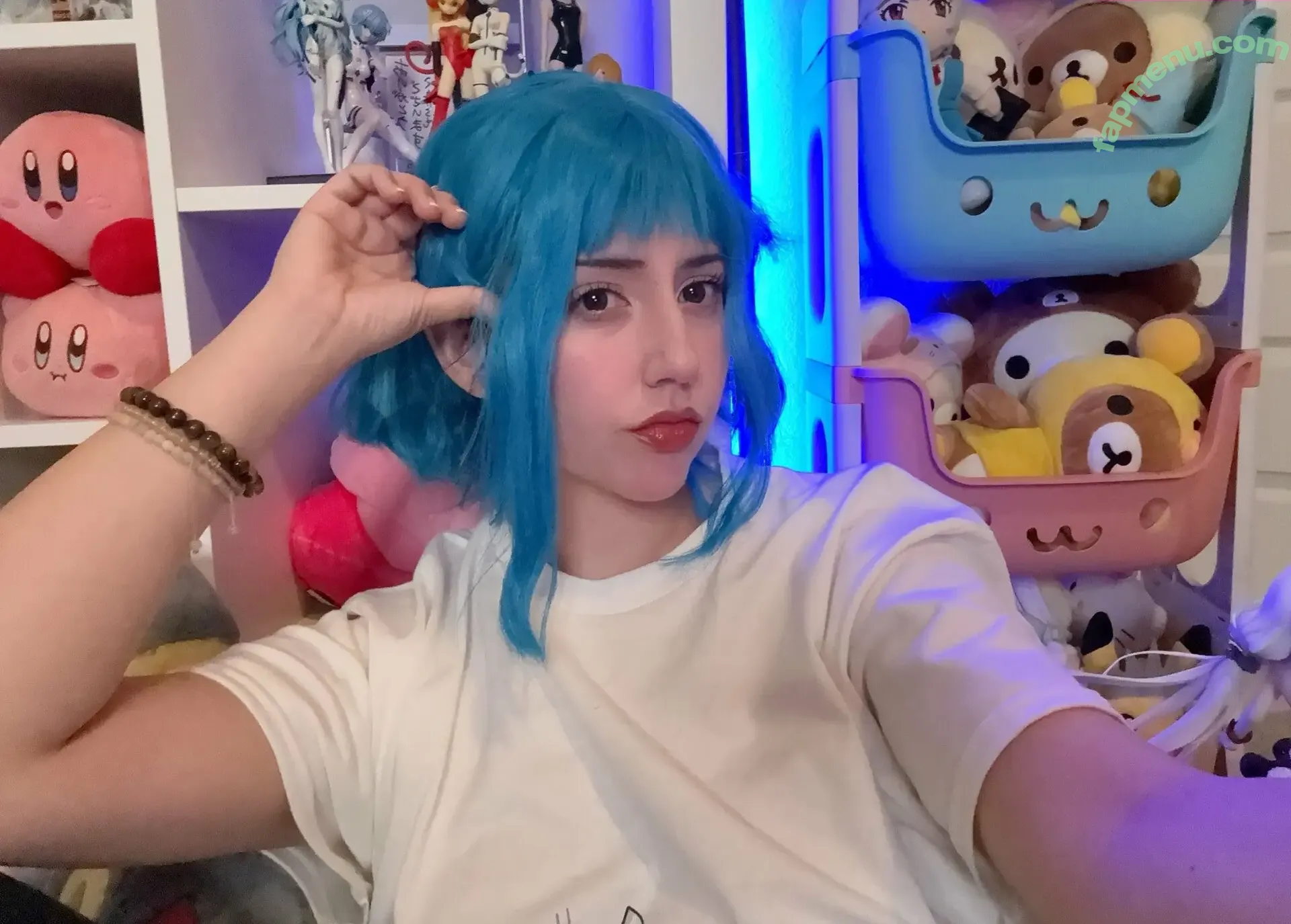 impossiblyeve nude photo #0006 (impossiblyeve)