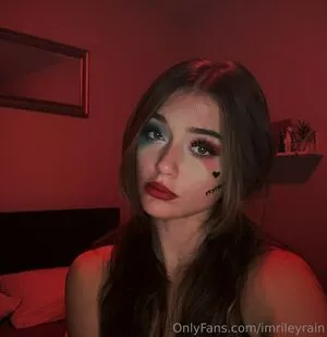 imrileyrain nude photo #0002