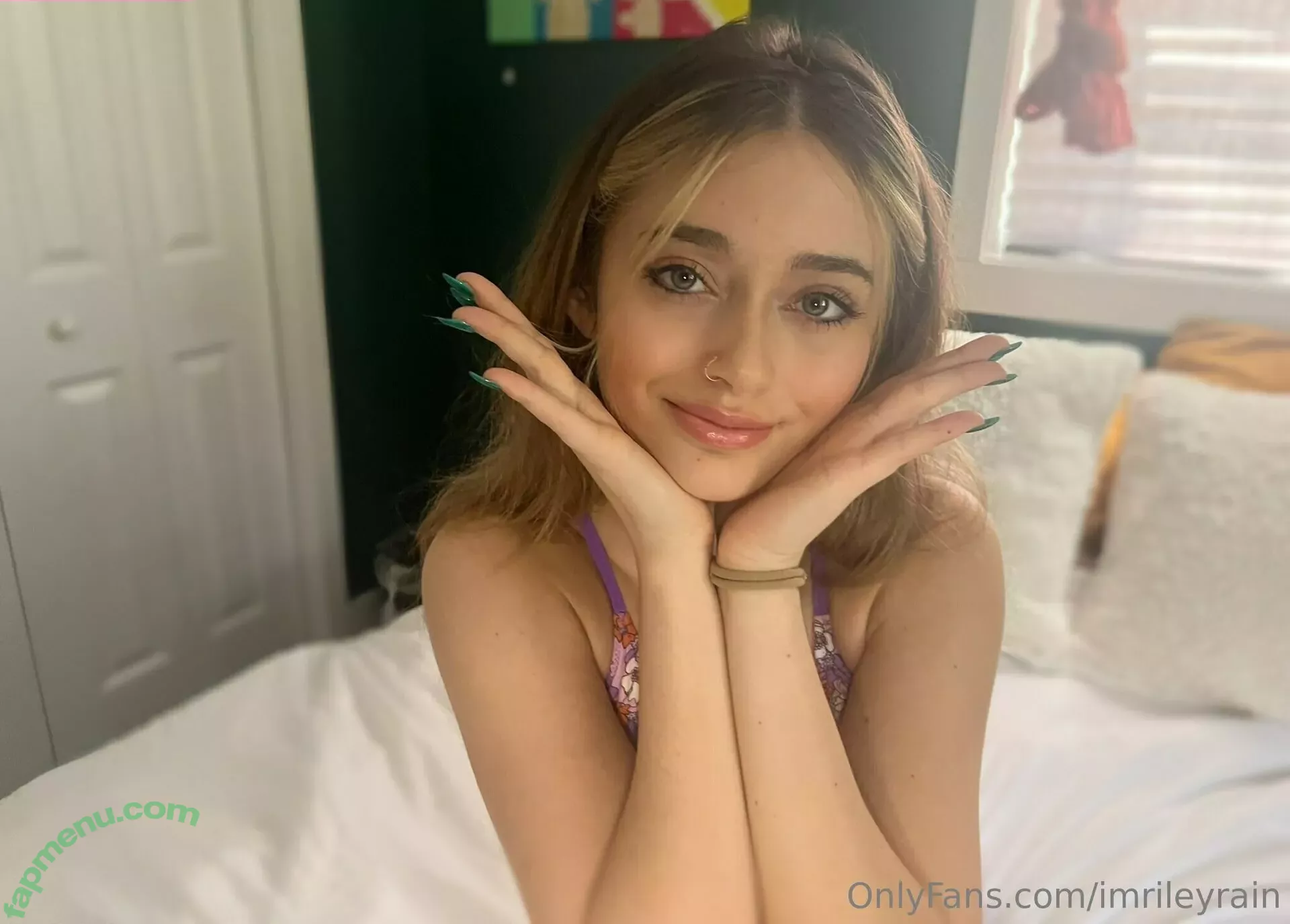 imrileyrain nude photo #0074 (imrileyrain)