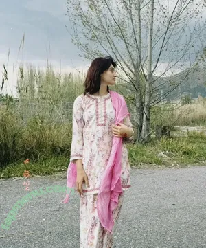 Imsha Rehman / imsha_rahman_official nude photo #0008