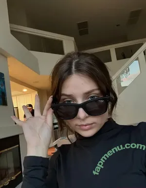 imthe_annag / Anna Mcclelland / xxannagxx nude photo #0118