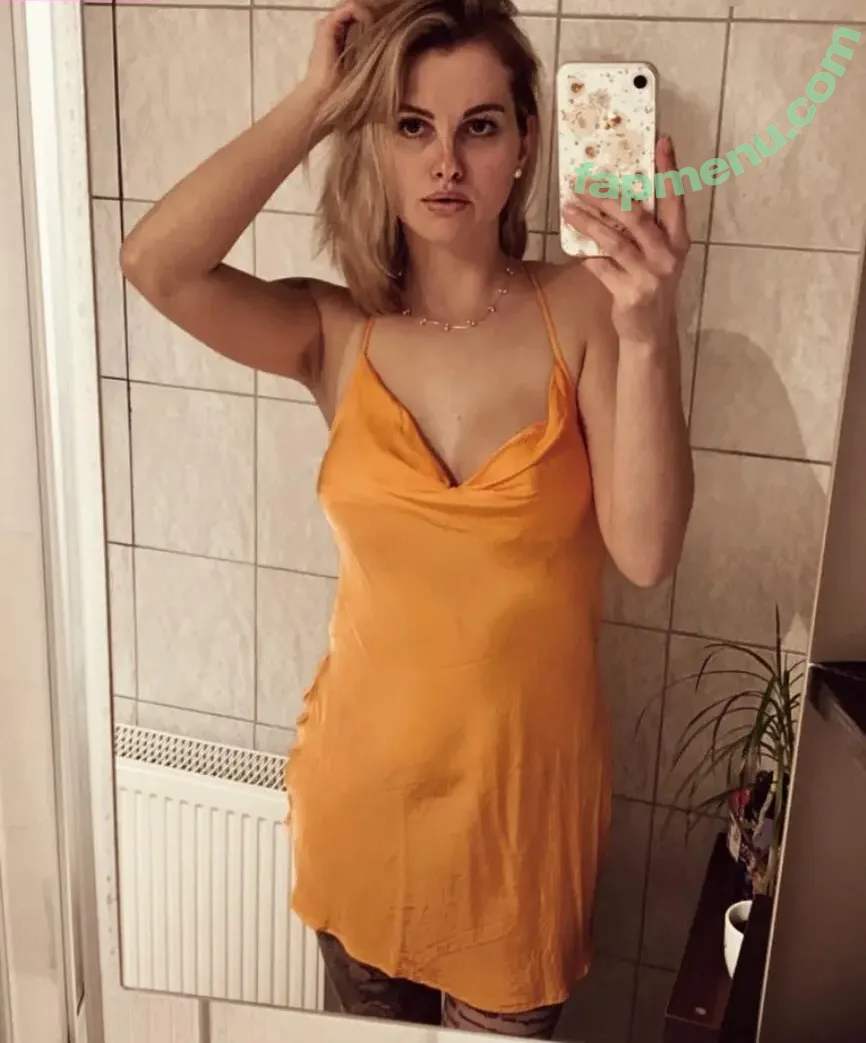 inaacoladaa nude photo #0007 (inaacoladaa)