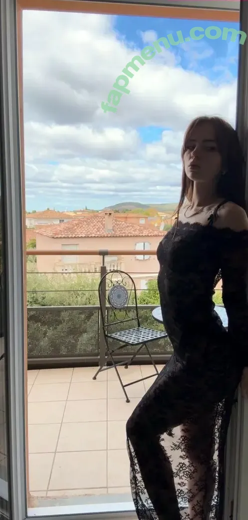 Inaata nude photo #0064 (inalaand / inalla / inayourcrush)