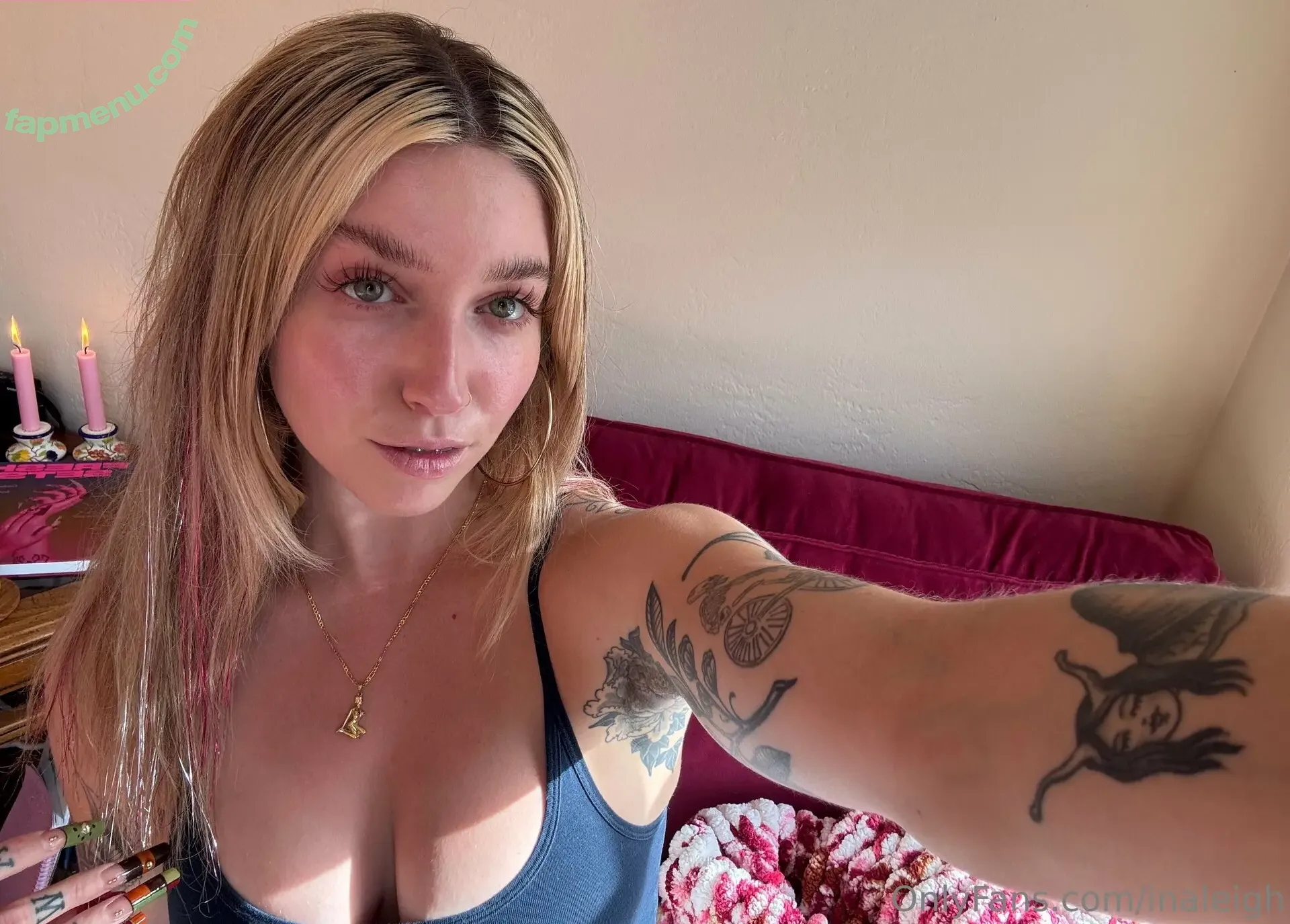 Inaleigh nude photo #0003 (Inaleigh)