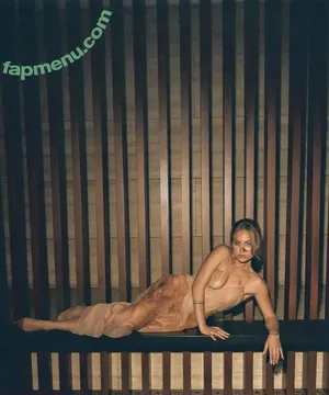 Inanna Sarkis / inanna / inannainanna nude photo #0059