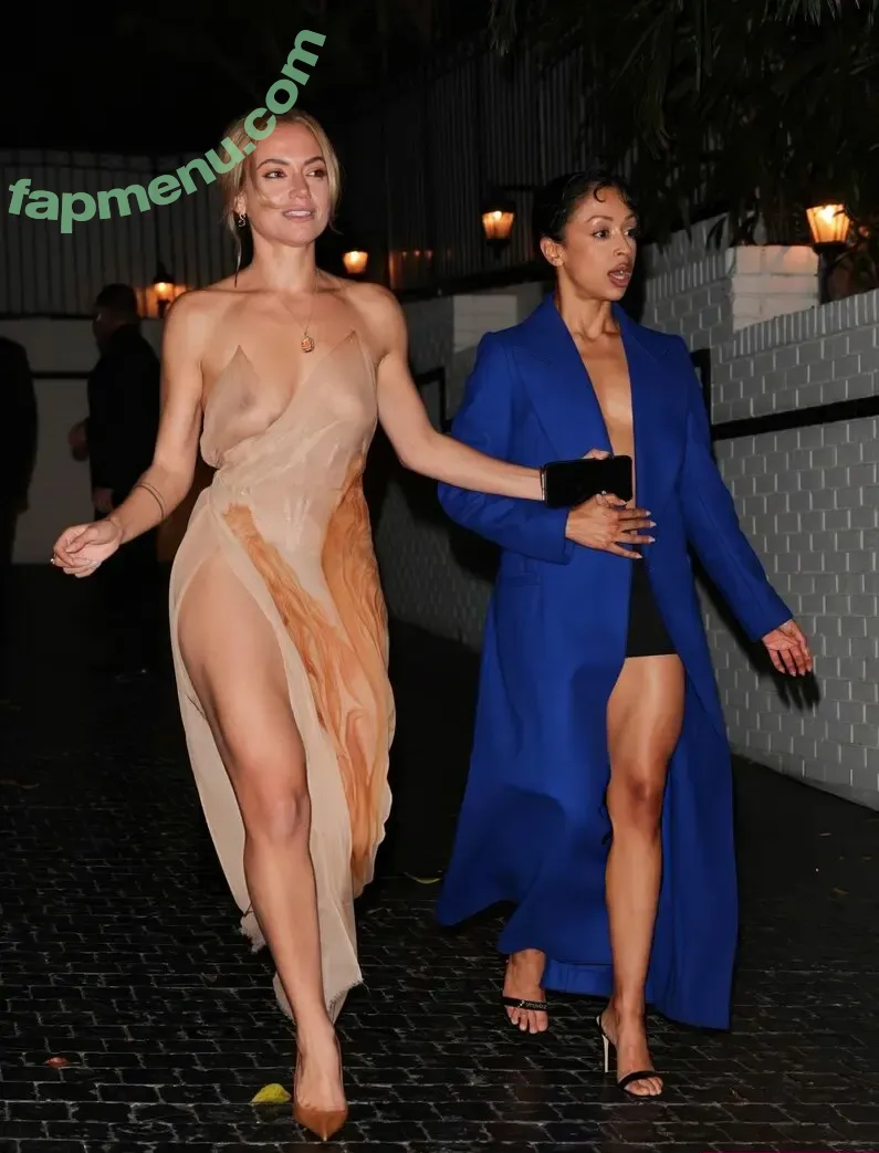 Inanna Sarkis nude photo #0081 (inanna / inannainanna)