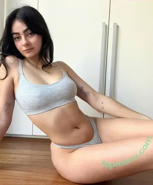Inas Elashiry / inaselashiry nude photo #0237