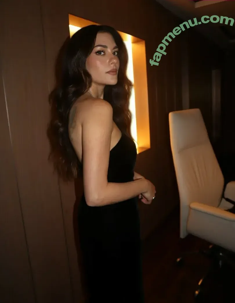 Inbar Lavi nude photo #0120 (inbarlavi)