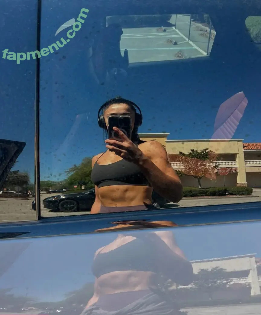 Indi Hartwell nude photo #0214 (indihartwell)